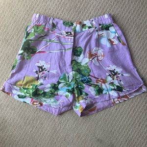 Floral Purple Women's Shorts